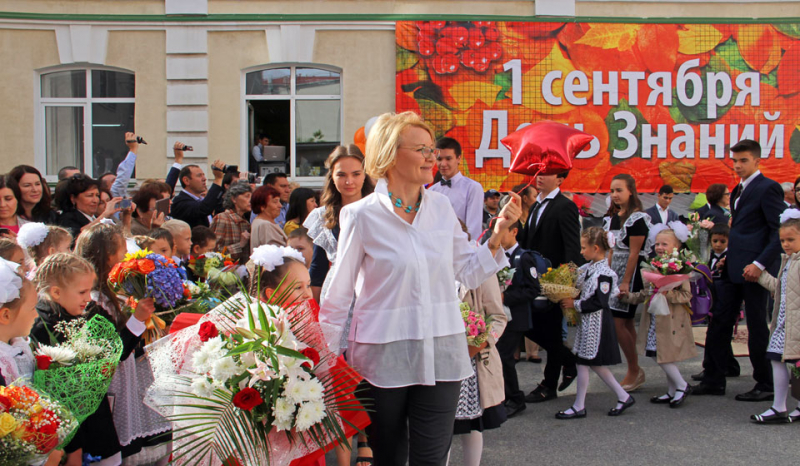 День учителя в 2021 году: какого числа и в каких странах празднуется