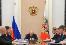«Даже несмотря на внешние попытки дестабилизировать ситуацию»: Путин заявил об устойчивости российской экономики