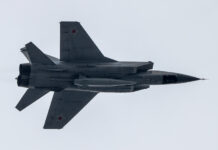 Поражены резервуары с ГСМ и сухогруз: российские войска нанесли удары высокоточным оружием и БПЛА по украинским объектам